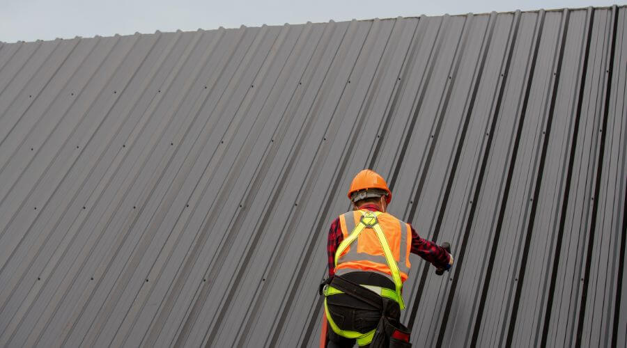 Professional metal roof installation services in Bethel, MO